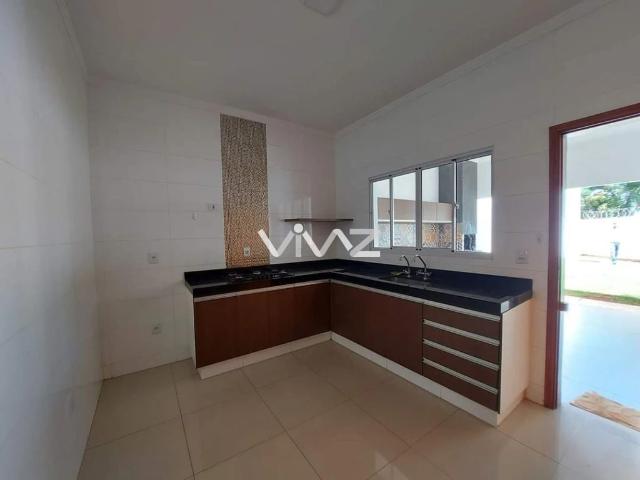 Casa / Sobrado em Condomínio para Venda em Araraquara/SP Jardim dos Flamboyants 3 Quartos