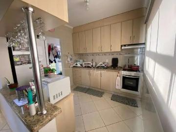 Casa / Sobrado em Condomínio para Venda em Araraquara/SP Jardim Marivan 3 Quartos