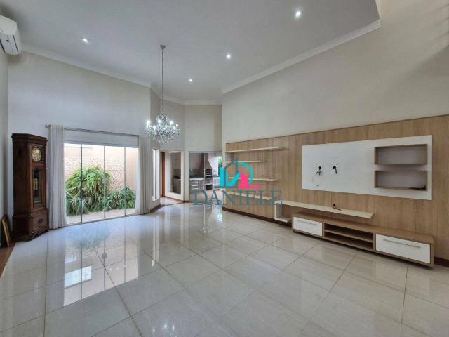 Casa / Sobrado em Condomínio para Venda em Araraquara/SP Parque Residencial Damha 3 Quartos