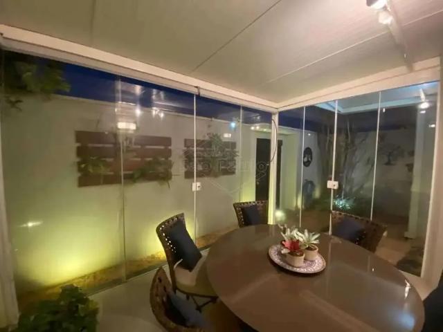 Casa / Sobrado em Condomínio para Venda em Araraquara/SP Parque Residencial Damha 3 Quartos