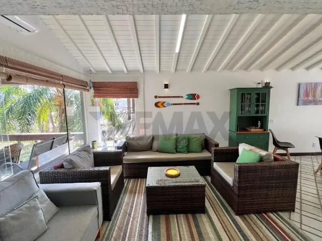 Casa / Sobrado em Condomínio para Venda em Armação dos Búzios/RJ João Fernandes 4 Quartos