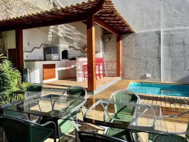Casa / Sobrado em Condomínio para Venda em Armação dos Búzios/RJ João Fernandes 5 Quartos