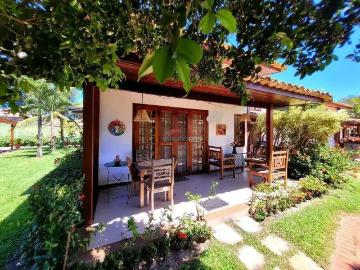 Casa / Sobrado em Condomínio para Venda em Armação dos Búzios/RJ Manguinhos 3 Quartos
