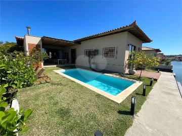Casa / Sobrado em Condomínio para Venda em Armação dos Búzios/RJ Marina 4 Quartos