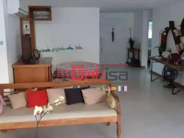 Casa / Sobrado em Condomínio para Venda em Armação dos Búzios/RJ Village De Búzios 5 Quartos