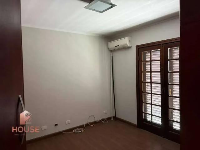 Casa / Sobrado em Condomínio para Venda em Arujá/SP Arujázinho I, II e III 4 Quartos
