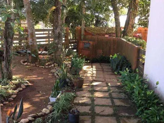 Casa / Sobrado em Condomínio para Venda em Arujá/SP Arujázinho I, II e III 4 Quartos