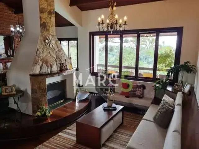 Casa / Sobrado em Condomínio para Venda em Arujá/SP Arujázinho I, II e III 4 Quartos