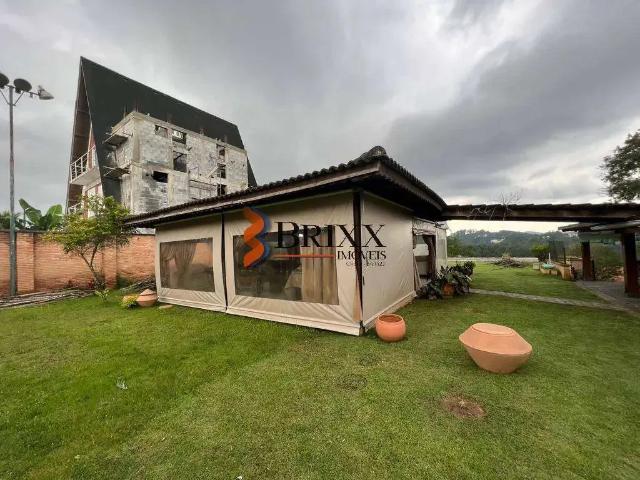 Casa / Sobrado em Condomínio para Venda em Arujá/SP Arujázinho I, II e III 4 Quartos