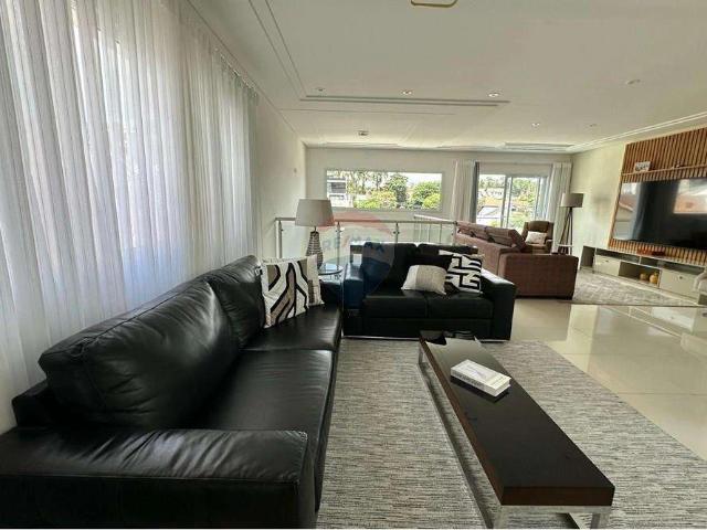 Casa / Sobrado em Condomínio para Venda em Arujá/SP Arujázinho IV 4 Quartos