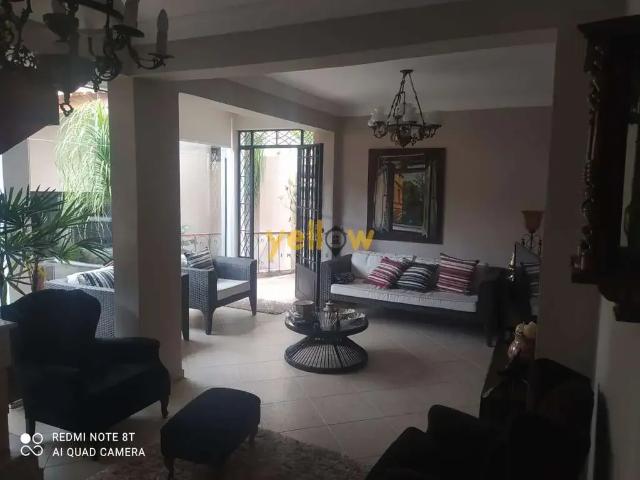 Casa / Sobrado em Condomínio para Venda em Arujá/SP Arujázinho IV 5 Quartos