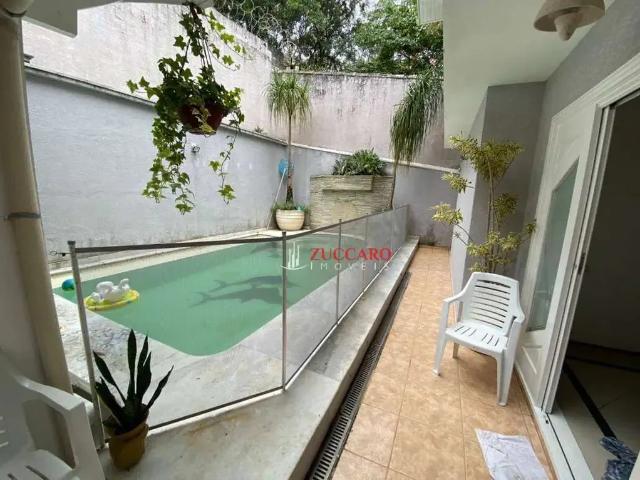 Casa / Sobrado em Condomínio para Venda em Arujá/SP Arujá 5 5 Quartos