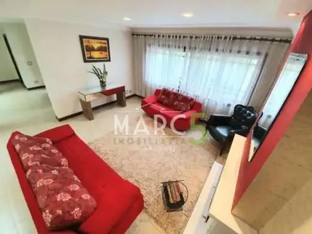 Casa / Sobrado em Condomínio para Venda em Arujá/SP Arujá 5 6 Quartos