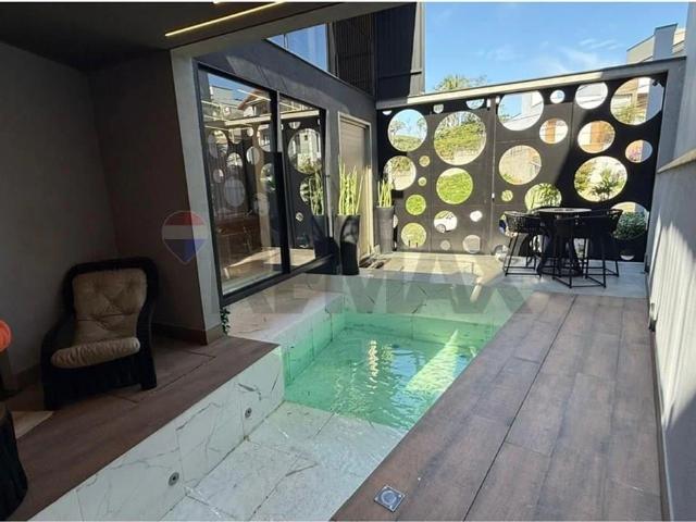 Casa / Sobrado em Condomínio para Venda em Arujá/SP Residencial Real Park 3 Quartos