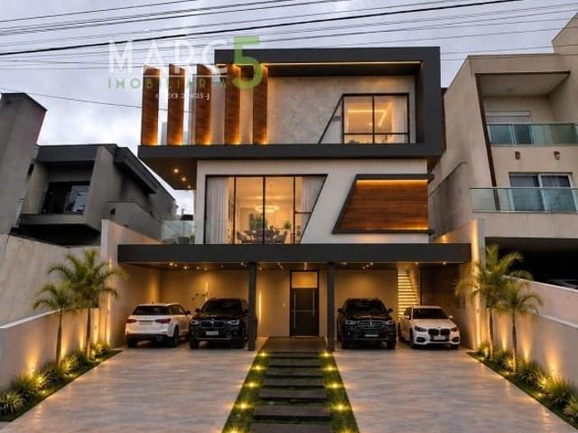 Casa / Sobrado em Condomínio para Venda em Arujá/SP Residencial Real Park 4 Quartos