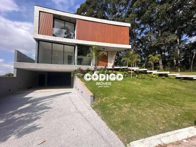 Casa / Sobrado em Condomínio para Venda em Arujá/SP Residencial Real Park 5 Quartos