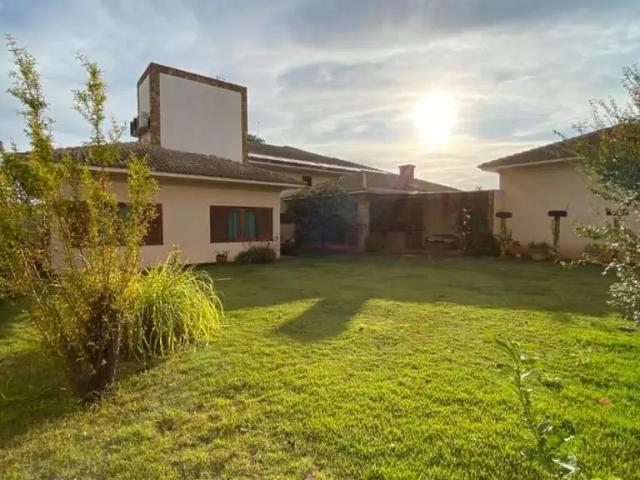 Casa / Sobrado em Condomínio para Venda em Assis/SP Centro 4 Quartos