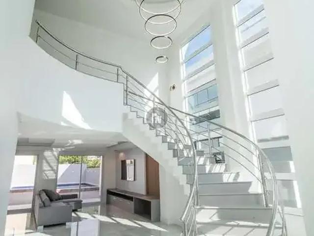 Casa / Sobrado em Condomínio para Venda em Balneário Camboriú/SC Ariribá 5 Quartos