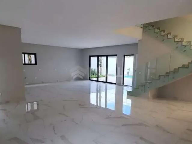 Casa / Sobrado em Condomínio para Venda em Balneário Camboriú/SC Barra 4 Quartos