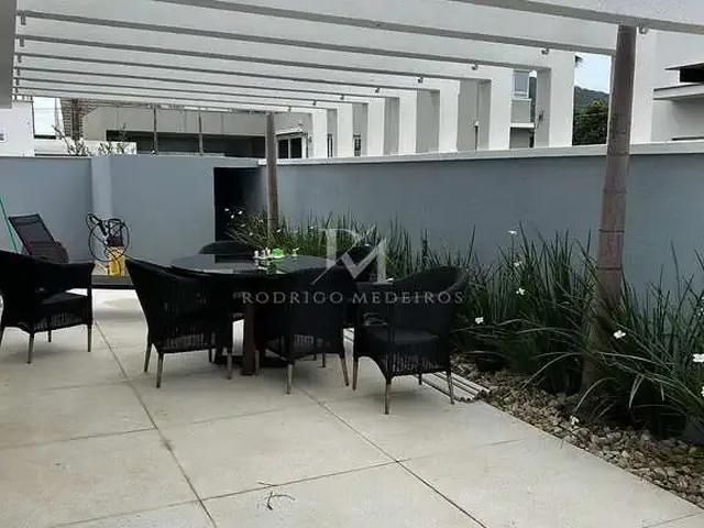 Casa / Sobrado em Condomínio para Venda em Balneário Camboriú/SC Barra 6 Quartos