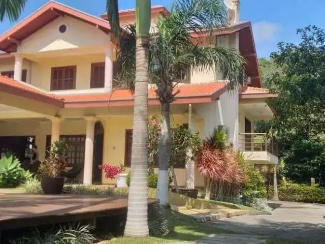 Casa / Sobrado em Condomínio para Venda em Balneário Camboriú/SC Praia das Taquaras 4 Quartos
