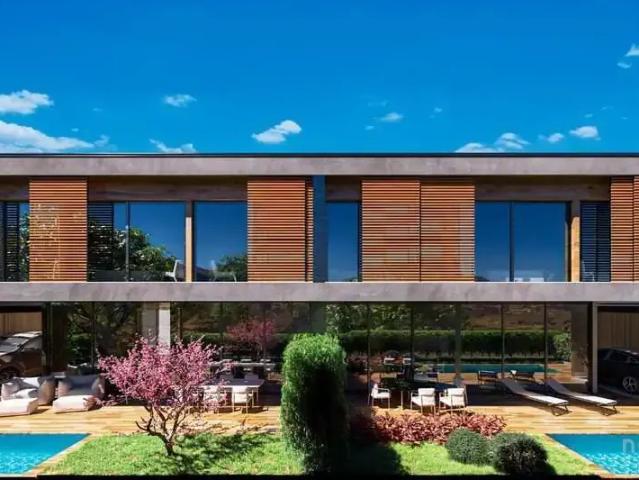Casa / Sobrado em Condomínio para Venda em Balneário Camboriú/SC Praia do Estaleiro 4 Quartos