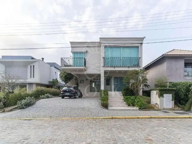 Casa / Sobrado em Condomínio para Venda em Balneário Camboriú/SC Praia do Estaleiro 3 Quartos