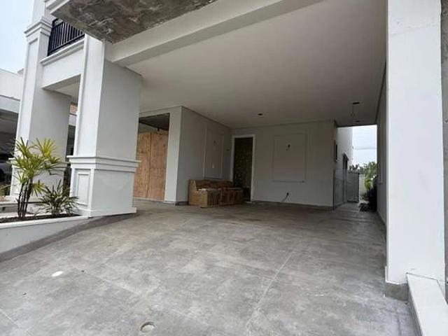 Casa / Sobrado em Condomínio para Venda em Balneário Piçarras/SC Centro 4 Quartos
