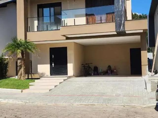 Casa / Sobrado em Condomínio para Venda em Balneário Piçarras/SC Centro 4 Quartos