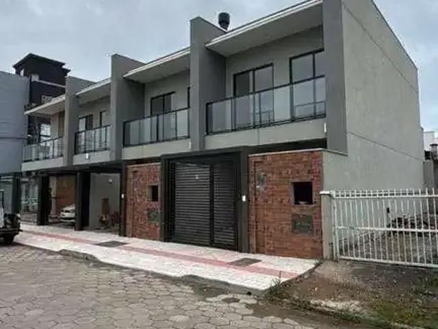 Casa / Sobrado em Condomínio para Venda em Balneário Piçarras/SC Itacolomi 3 Quartos