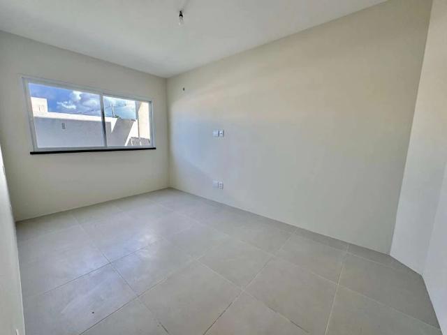 Casa / Sobrado em Condomínio para Venda em Barra dos Coqueiros/SE Alphaville 3 Quartos