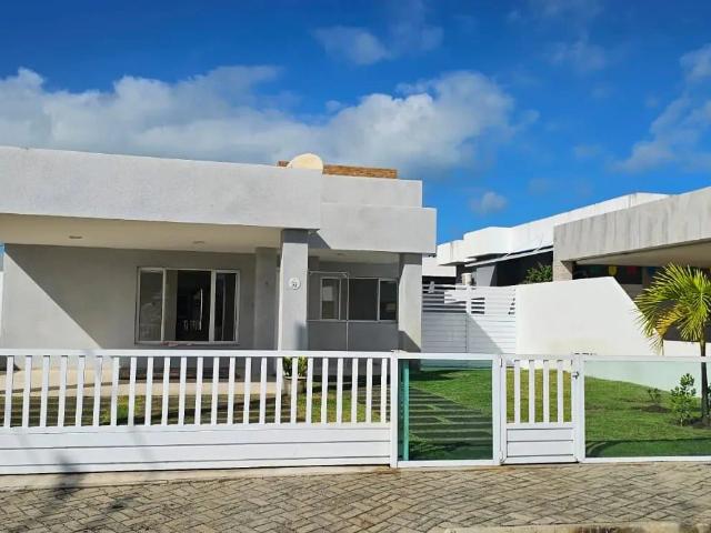 Casa / Sobrado em Condomínio para Venda em Barra dos Coqueiros/SE Costa Paradiso 4 Quartos
