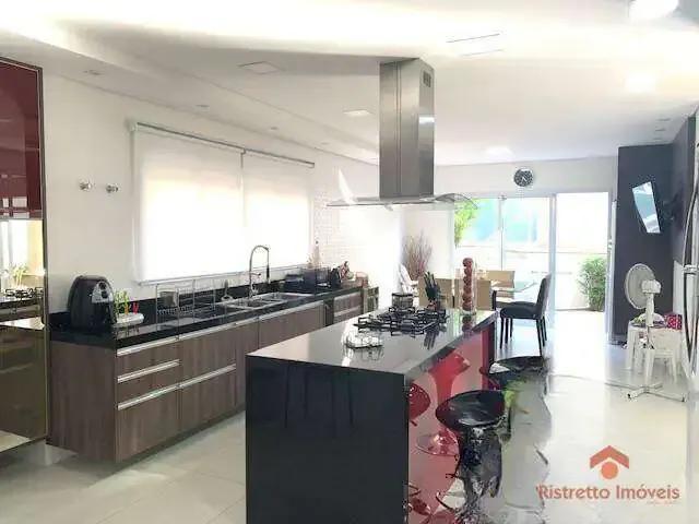 Casa / Sobrado em Condomínio para Venda em Barueri/SP Alphaville Conde II 5 Quartos