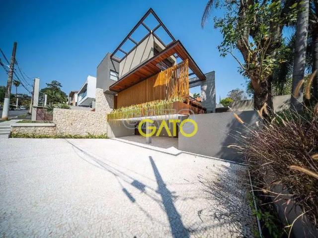 Casa / Sobrado em Condomínio para Venda em Barueri/SP Alphaville Industrial 4 Quartos