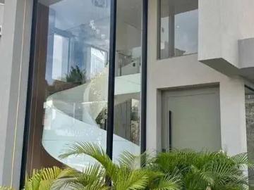 Casa / Sobrado em Condomínio para Venda em Barueri/SP Alphaville Residencial Dois 5 Quartos