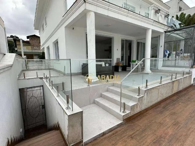 Casa / Sobrado em Condomínio para Venda em Barueri/SP Alphaville Residencial Zero 4 Quartos