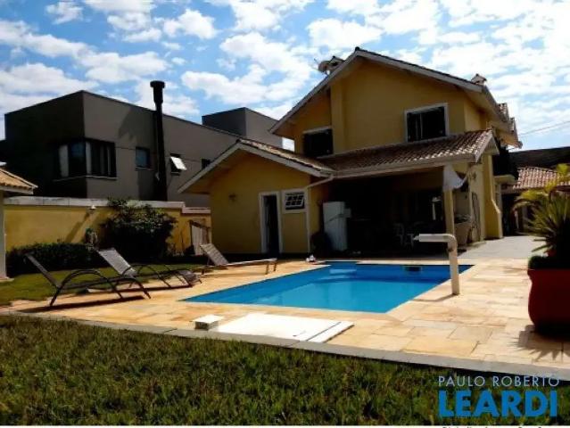 Casa / Sobrado em Condomínio para Venda em Barueri/SP Alphaville 3 Quartos