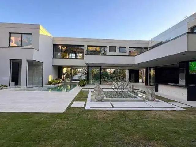 Casa / Sobrado em Condomínio para Venda em Barueri/SP Alphaville 5 Quartos