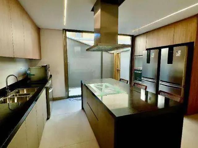 Casa / Sobrado em Condomínio para Venda em Barueri/SP Alphaville 4 Quartos