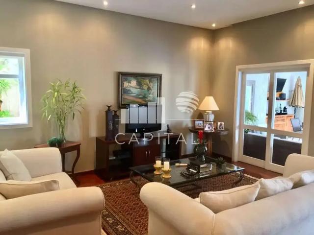 Casa / Sobrado em Condomínio para Venda em Santana de Parnaíba/SP Alphaville 4 Quartos