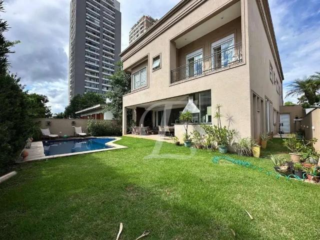 Casa / Sobrado em Condomínio para Venda em Barueri/SP Alphaville 4 Quartos