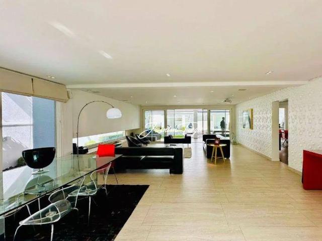 Casa / Sobrado em Condomínio para Venda em Barueri/SP Alphaville 4 Quartos