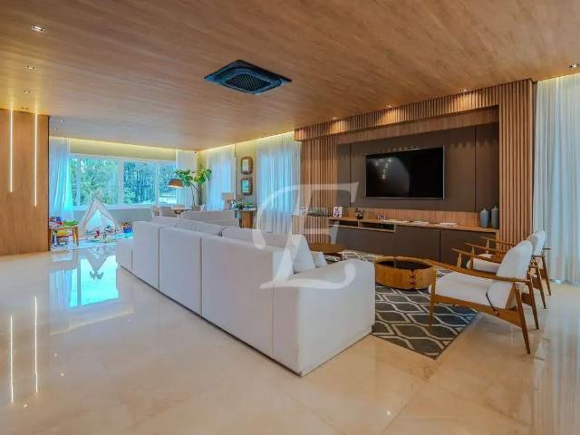 Casa / Sobrado em Condomínio para Venda em Barueri/SP Alphaville 4 Quartos