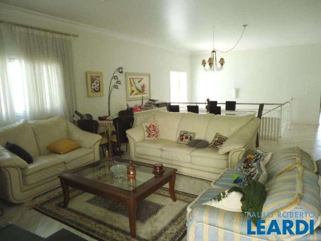Casa / Sobrado em Condomínio para Venda em Barueri/SP Alphaville 5 Quartos