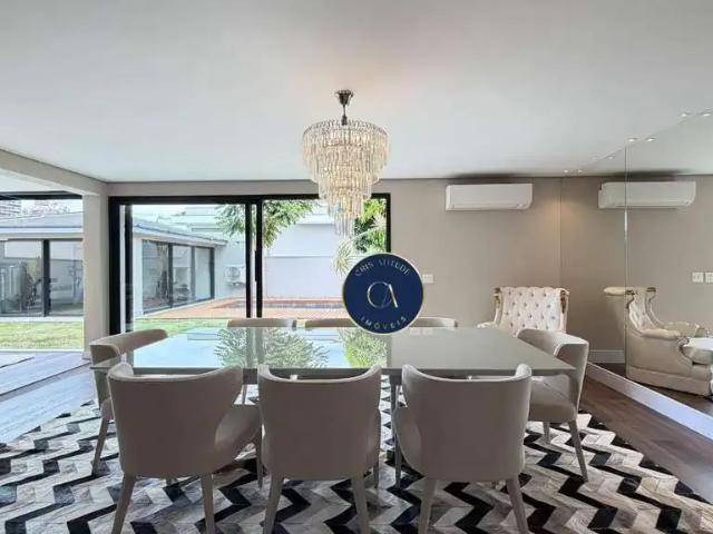 Casa / Sobrado em Condomínio para Venda em Barueri/SP Alphaville 5 Quartos