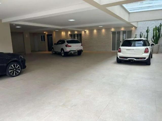 Casa / Sobrado em Condomínio para Venda em Barueri/SP Alphaville 5 Quartos
