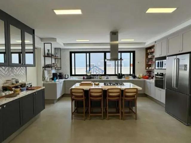 Casa / Sobrado em Condomínio para Venda em Barueri/SP Centro 5 Quartos