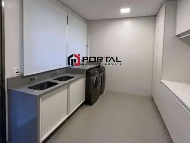 Casa / Sobrado em Condomínio para Venda em Barueri/SP Centro Comercial Jubran 4 Quartos