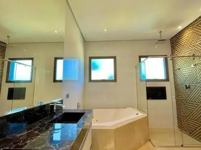 Casa / Sobrado em Condomínio para Venda em Barueri/SP Centro Comercial Jubran 4 Quartos