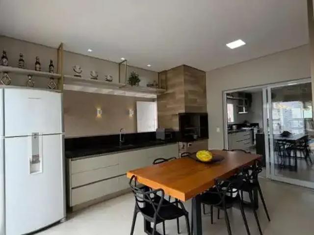 Casa / Sobrado em Condomínio para Venda em Bauru/SP Cidade Jardim 5 Quartos